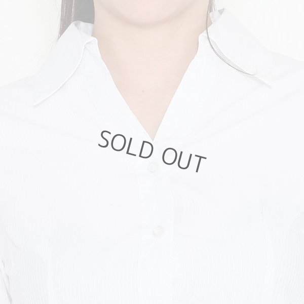 画像5: 長袖ブラウス ホワイト 1番上のボタンがない スキッパーデザイン フロッキー生地 洗濯機で洗える