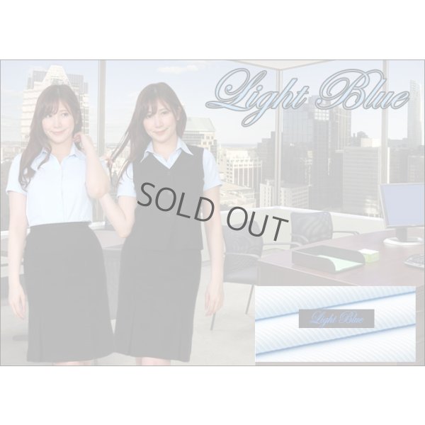 画像6: 半袖ブラウス 水色 1番上のボタンがない スキッパーデザイン 洗濯機で洗える