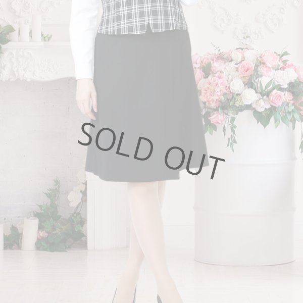 画像2: キュロット 単品 黒無地 機能性 着易さ抜群 撥水性に優れ汚れにも強い 事務服 洗濯機で洗える オールシーズン対応 (2)