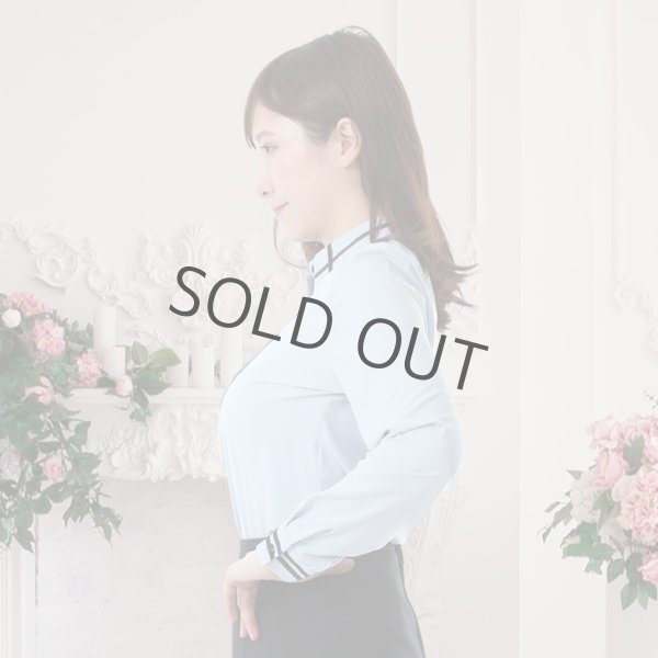 画像2: 長袖ブラウス 水色黒ライン レギュラー襟 洗濯機で洗える (2)